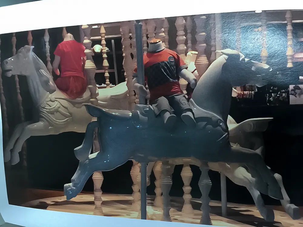 <span  class="uc_style_uc_tiles_grid_image_elementor_uc_items_attribute_title" style="color:#ffffff;">FullSizeRender copy</span>