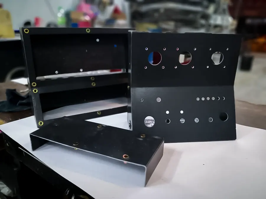 <span  class="uc_style_uc_tiles_grid_image_elementor_uc_items_attribute_title" style="color:#ffffff;">automotive-062</span>