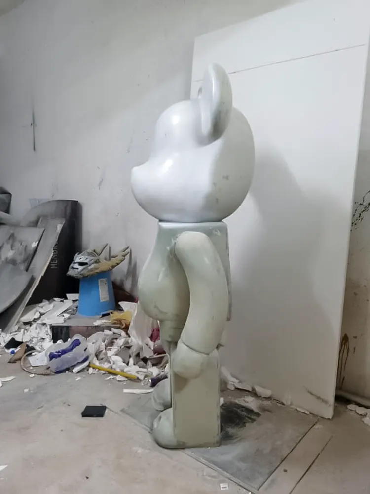 <span  class="uc_style_uc_tiles_grid_image_elementor_uc_items_attribute_title" style="color:#ffffff;">bear-brick-010</span>