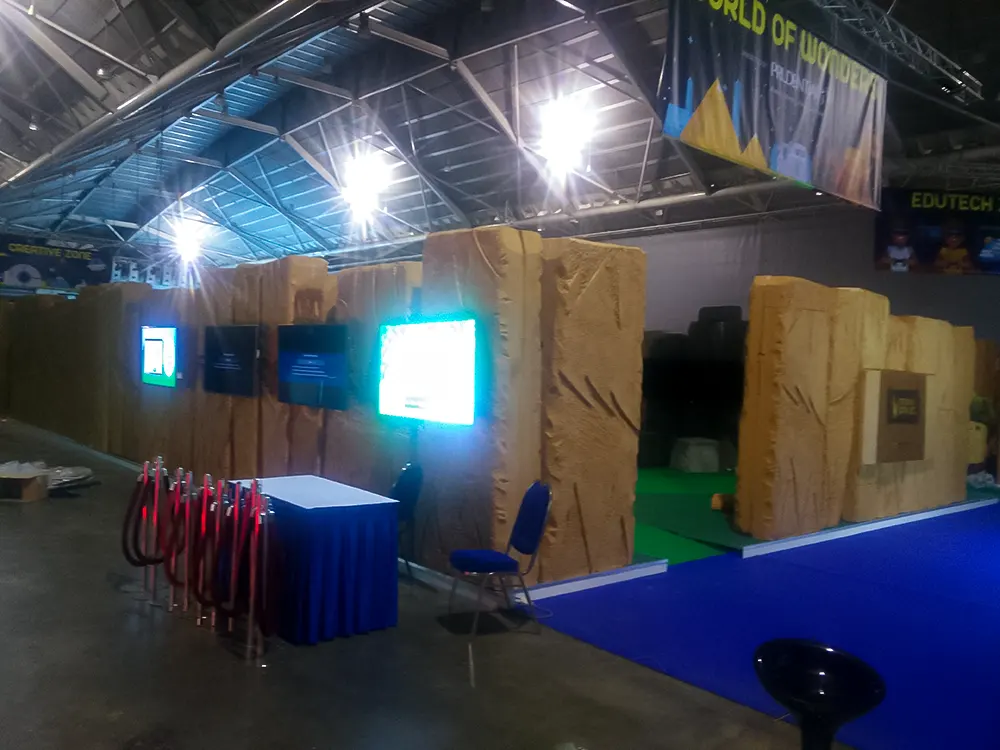 <span class="uc_style_uc_tiles_grid_image_elementor_uc_items_attribute_title" style="color:#ffffff;">brainy-arkies-education-fair-064</span>