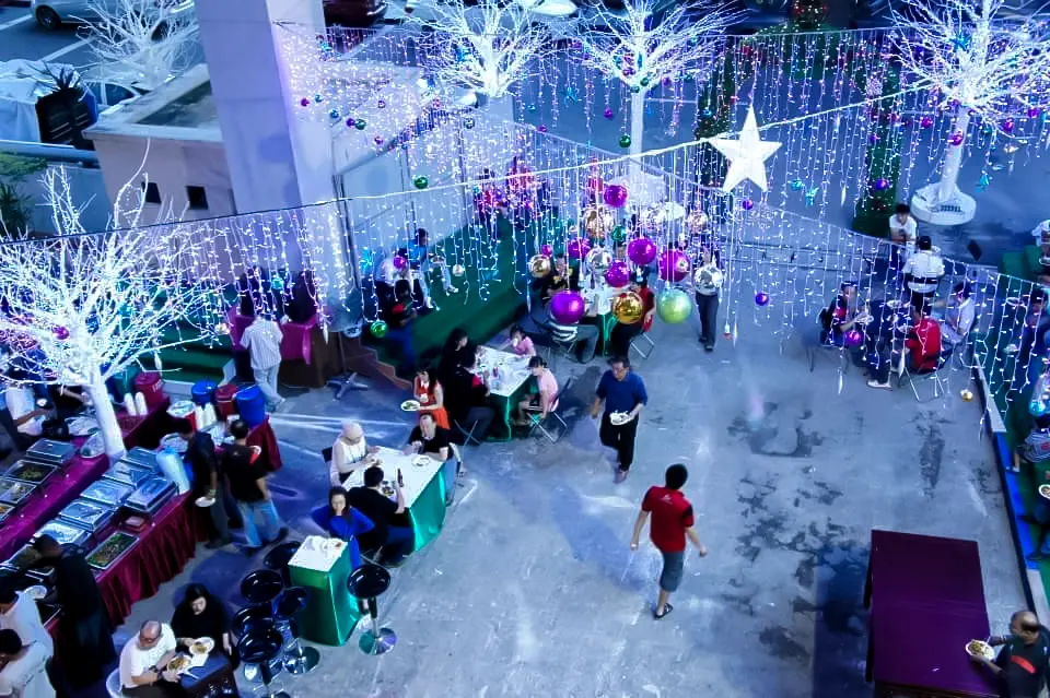 <span  class="uc_style_uc_tiles_grid_image_elementor_uc_items_attribute_title" style="color:#ffffff;">christmas-decoration-025</span>