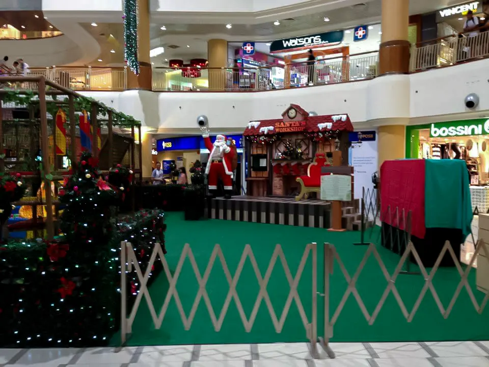 <span  class="uc_style_uc_tiles_grid_image_elementor_uc_items_attribute_title" style="color:#ffffff;">christmas-decoration-028</span>