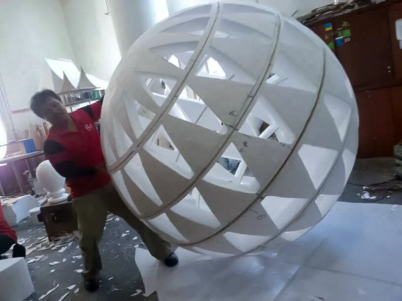 <span  class="uc_style_uc_tiles_grid_image_elementor_uc_items_attribute_title" style="color:#ffffff;">christmas-decoration-035</span>