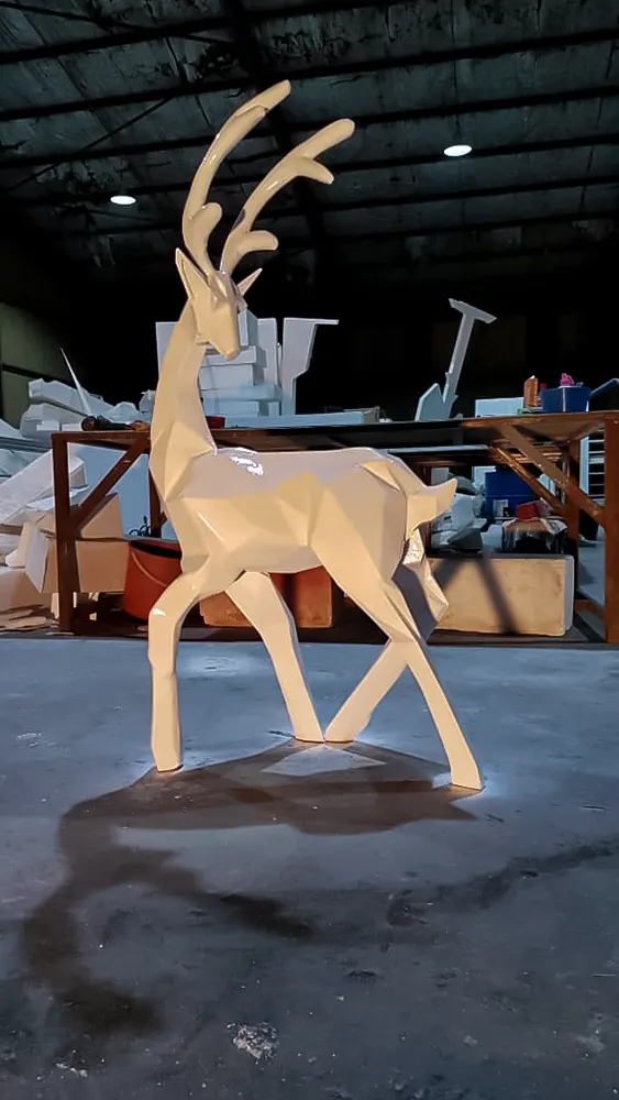 <span  class="uc_style_uc_tiles_grid_image_elementor_uc_items_attribute_title" style="color:#ffffff;">christmas-decoration-045</span>