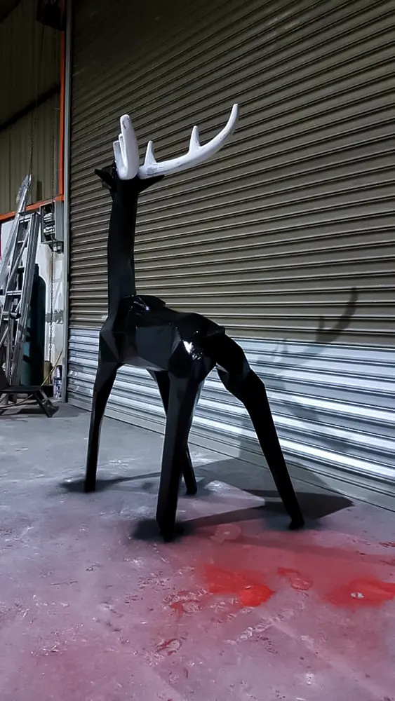 <span  class="uc_style_uc_tiles_grid_image_elementor_uc_items_attribute_title" style="color:#ffffff;">christmas-decoration-052</span>