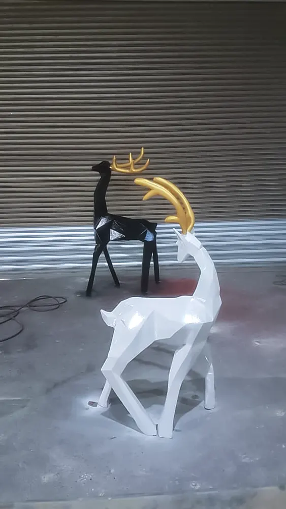 <span  class="uc_style_uc_tiles_grid_image_elementor_uc_items_attribute_title" style="color:#ffffff;">christmas-decoration-057</span>