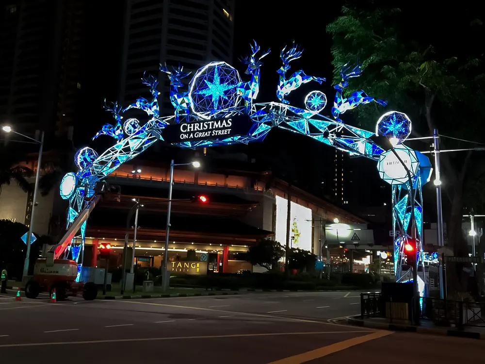 <span  class="uc_style_uc_tiles_grid_image_elementor_uc_items_attribute_title" style="color:#ffffff;">christmas-decoration-075</span>