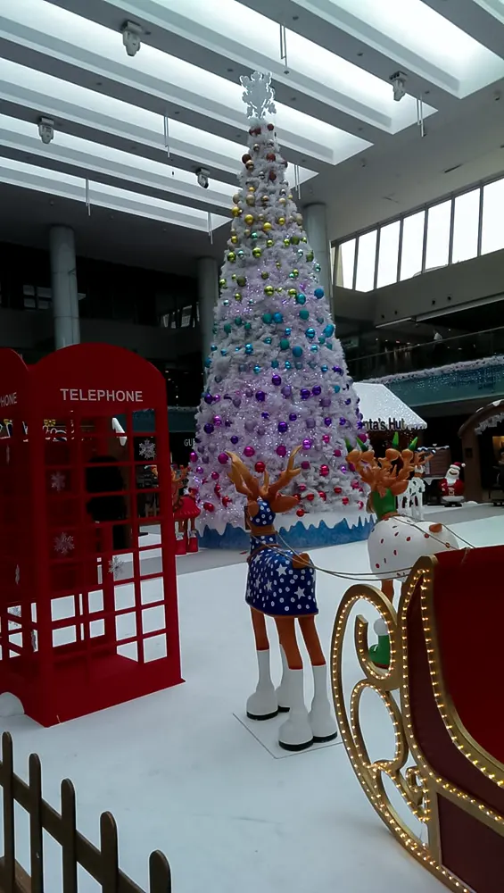 <span  class="uc_style_uc_tiles_grid_image_elementor_uc_items_attribute_title" style="color:#ffffff;">christmas-decoration-079</span>