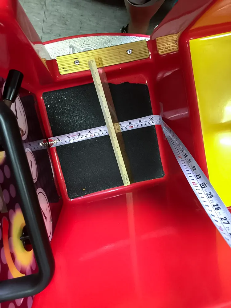 <span  class="uc_style_uc_tiles_grid_image_elementor_uc_items_attribute_title" style="color:#ffffff;">chuggington-033</span>