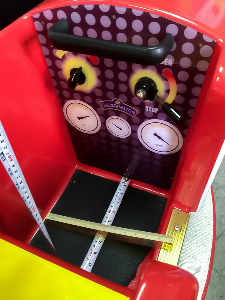 <span  class="uc_style_uc_tiles_grid_image_elementor_uc_items_attribute_title" style="color:#ffffff;">chuggington-035</span>