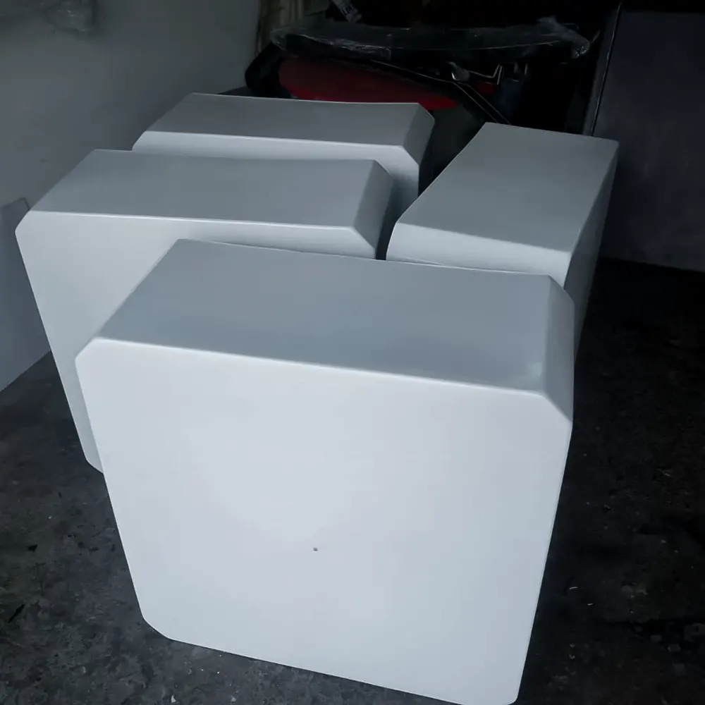 <span  class="uc_style_uc_tiles_grid_image_elementor_uc_items_attribute_title" style="color:#ffffff;">commercial-props (113)</span>