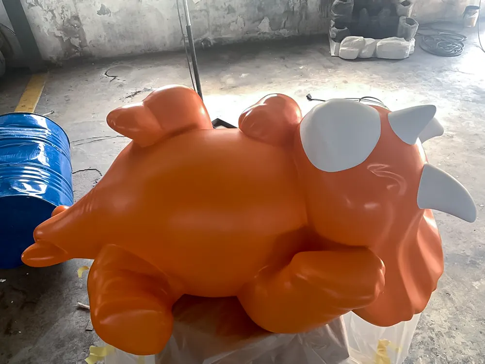 <span  class="uc_style_uc_tiles_grid_image_elementor_uc_items_attribute_title" style="color:#ffffff;">commercial-props (127)</span>