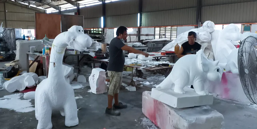 <span  class="uc_style_uc_tiles_grid_image_elementor_uc_items_attribute_title" style="color:#ffffff;">commercial-props (21)</span>