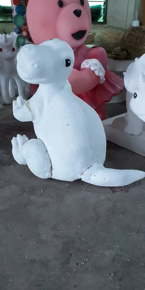 <span  class="uc_style_uc_tiles_grid_image_elementor_uc_items_attribute_title" style="color:#ffffff;">commercial-props (29)</span>