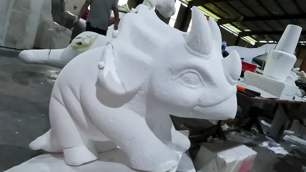 <span  class="uc_style_uc_tiles_grid_image_elementor_uc_items_attribute_title" style="color:#ffffff;">commercial-props (35)</span>