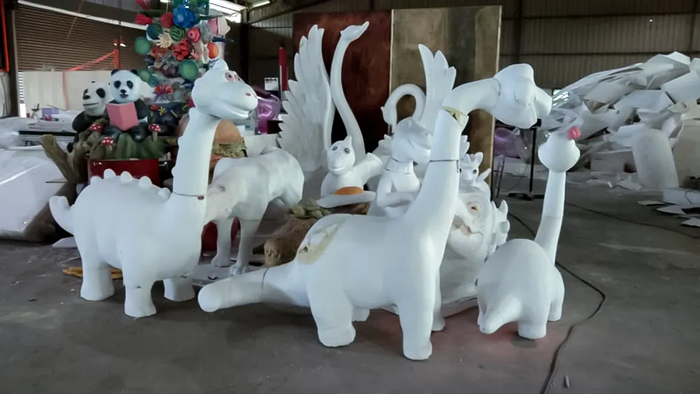 <span  class="uc_style_uc_tiles_grid_image_elementor_uc_items_attribute_title" style="color:#ffffff;">commercial-props (36)</span>