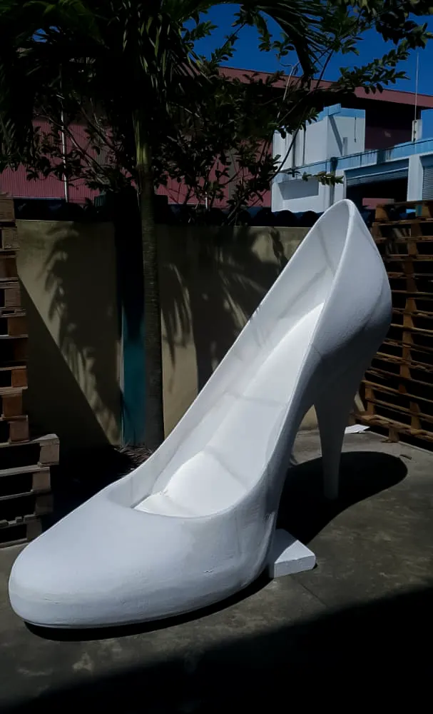 <span  class="uc_style_uc_tiles_grid_image_elementor_uc_items_attribute_title" style="color:#ffffff;">commercial-props (77)</span>