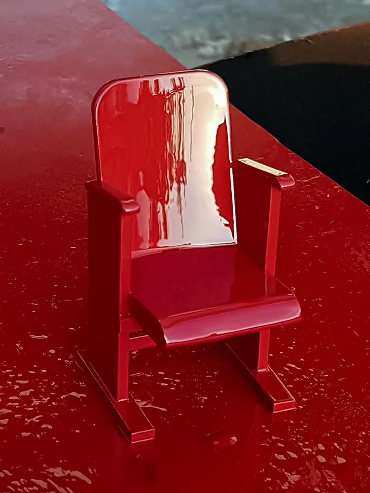 <span  class="uc_style_uc_tiles_grid_image_elementor_uc_items_attribute_title" style="color:#ffffff;">dirorama-liang-004</span>