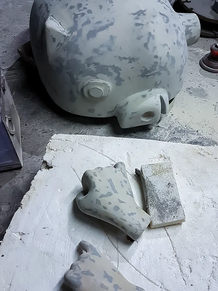 <span  class="uc_style_uc_tiles_grid_image_elementor_uc_items_attribute_title" style="color:#ffffff;">dirorama-liang-032</span>