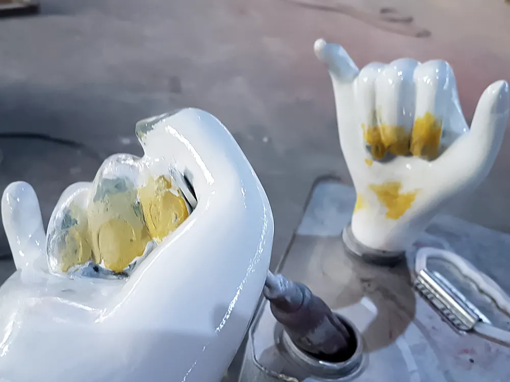 <span  class="uc_style_uc_tiles_grid_image_elementor_uc_items_attribute_title" style="color:#ffffff;">dirorama-liang-036</span>