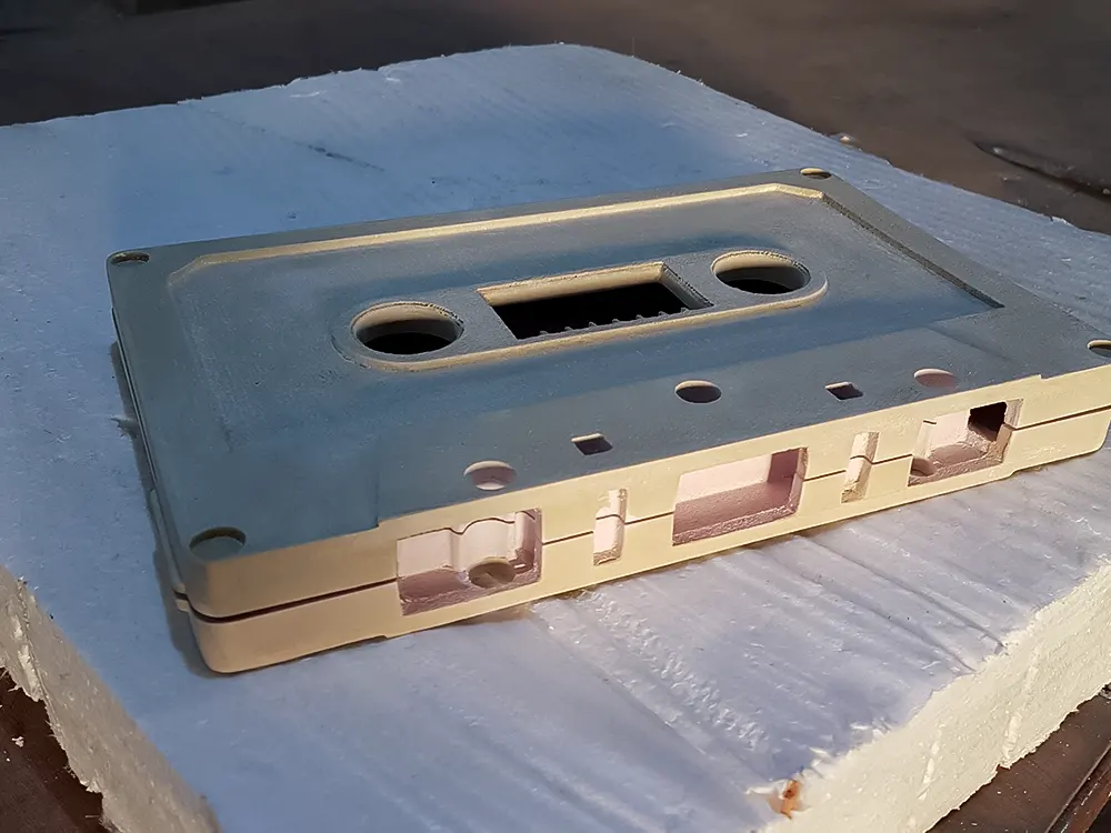 <span  class="uc_style_uc_tiles_grid_image_elementor_uc_items_attribute_title" style="color:#ffffff;">dirorama-liang-038</span>