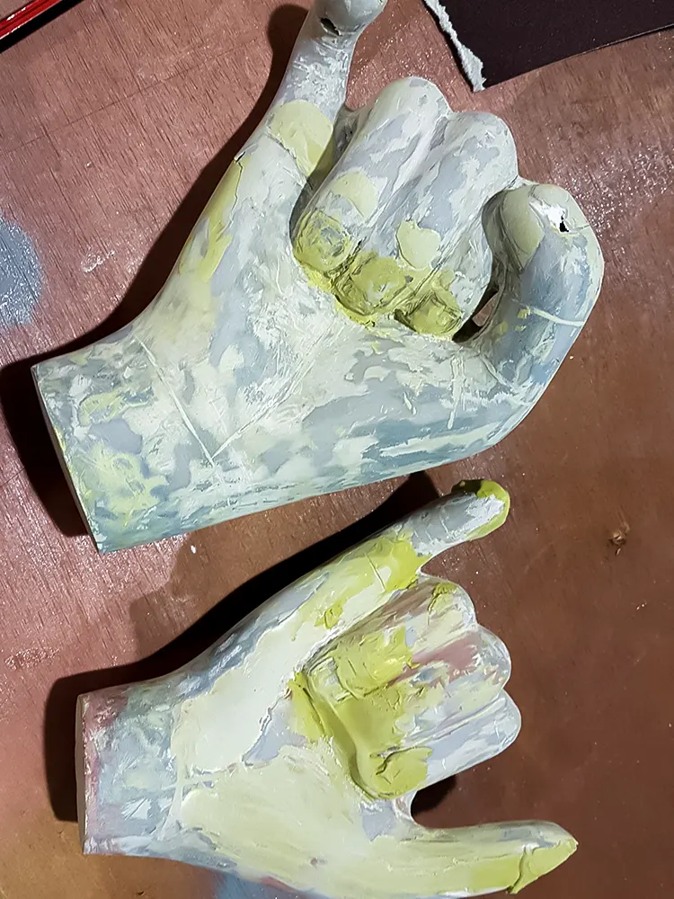 <span  class="uc_style_uc_tiles_grid_image_elementor_uc_items_attribute_title" style="color:#ffffff;">dirorama-liang-052</span>