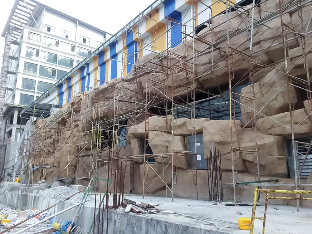 <span  class="uc_style_uc_tiles_grid_image_elementor_uc_items_attribute_title" style="color:#ffffff;">dubai-legoland-005</span>