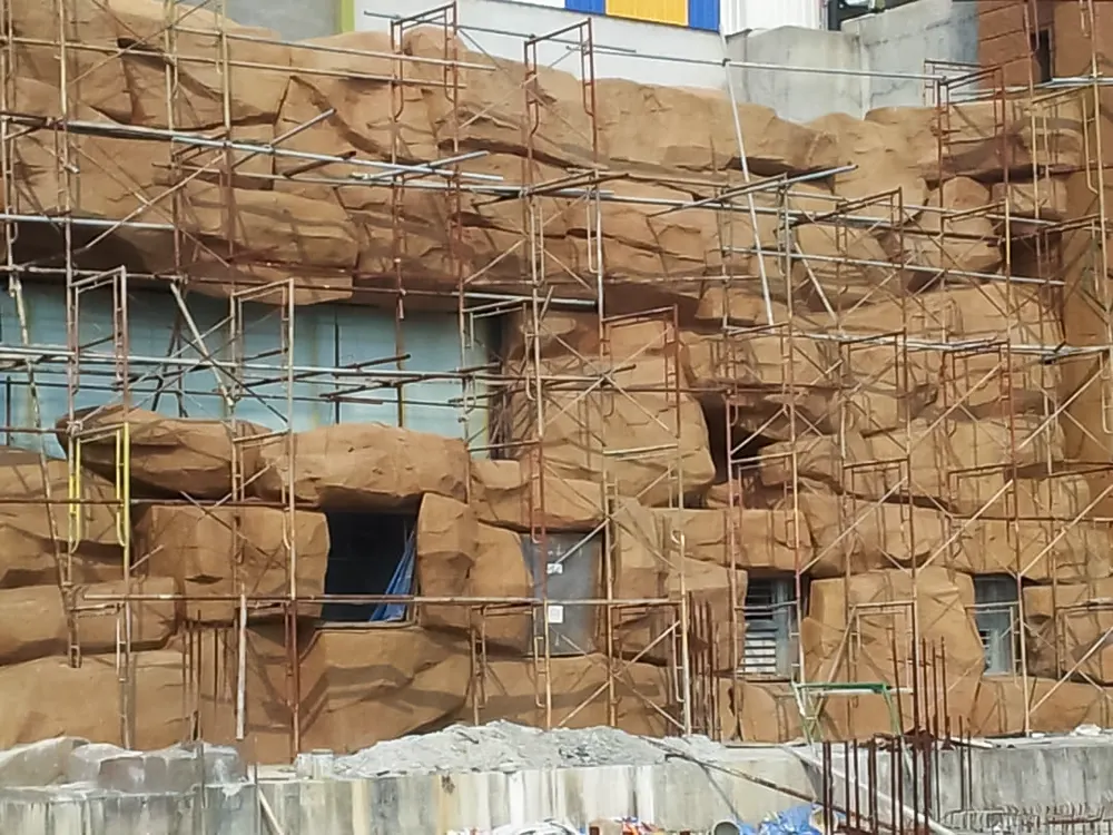 <span  class="uc_style_uc_tiles_grid_image_elementor_uc_items_attribute_title" style="color:#ffffff;">dubai-legoland-006</span>