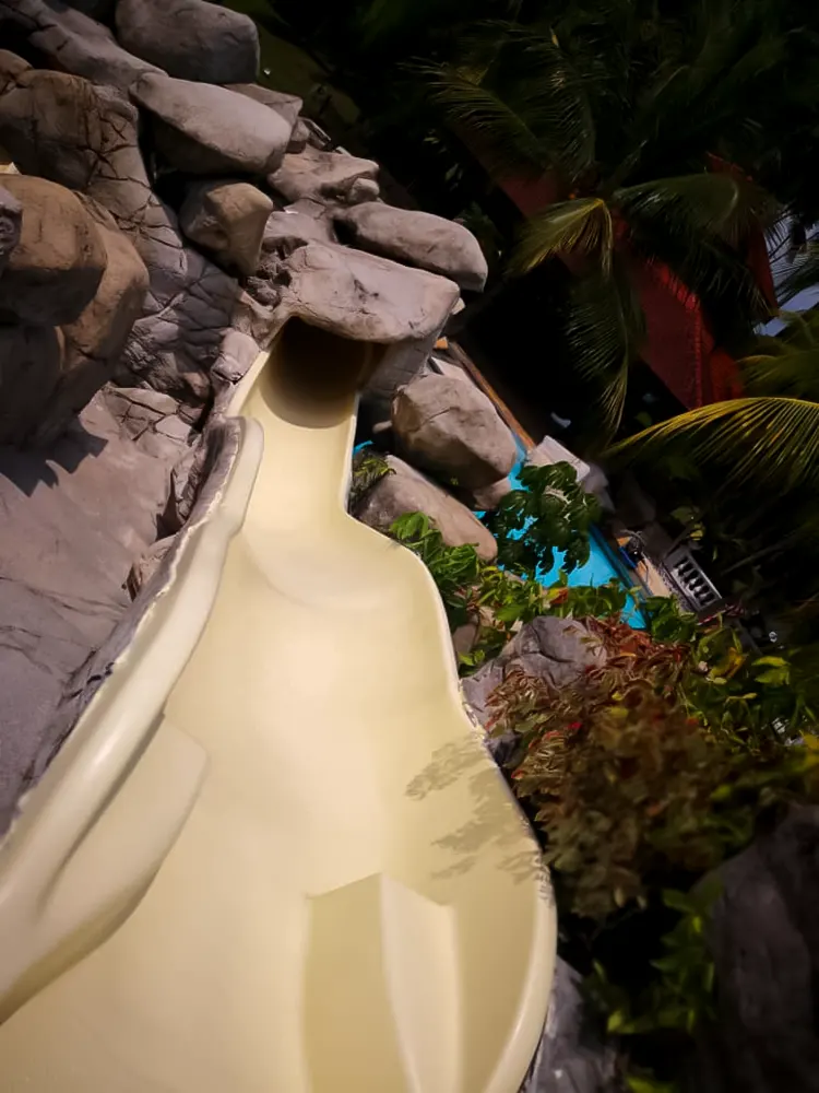 <span  class="uc_style_uc_tiles_grid_image_elementor_uc_items_attribute_title" style="color:#ffffff;">dubai-legoland-012</span>