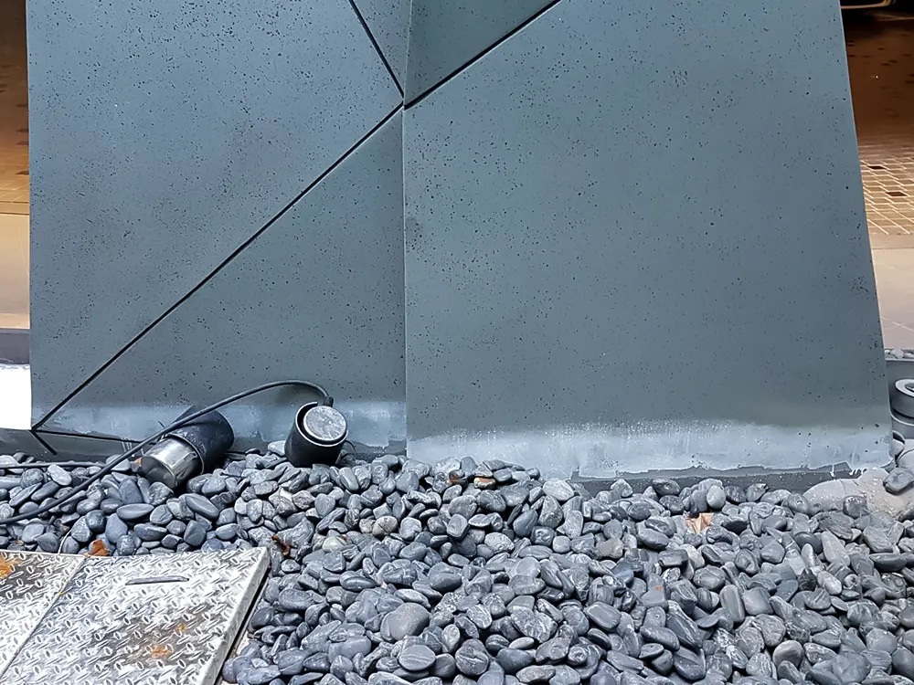 <span  class="uc_style_uc_tiles_grid_image_elementor_uc_items_attribute_title" style="color:#ffffff;">futura-apartment-004</span>