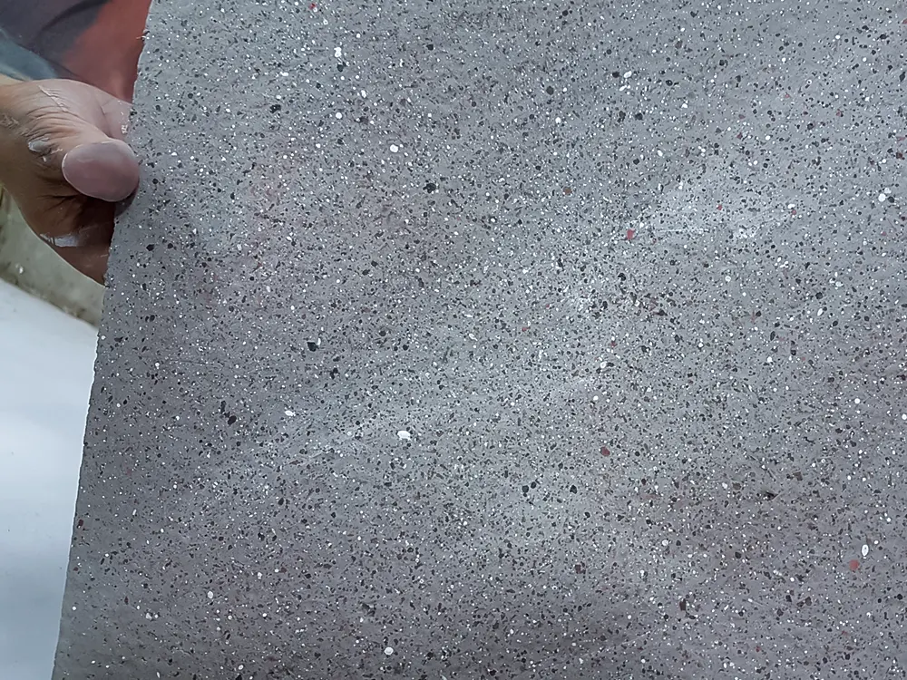 <span  class="uc_style_uc_tiles_grid_image_elementor_uc_items_attribute_title" style="color:#ffffff;">futura-apartment-009</span>