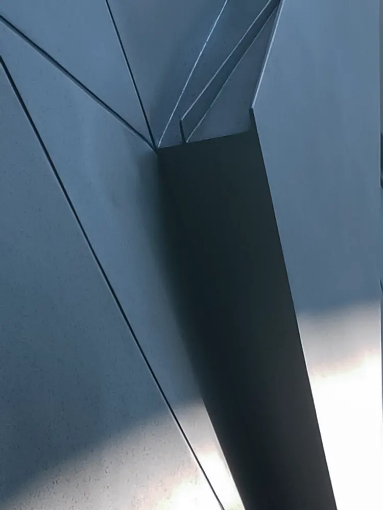 <span  class="uc_style_uc_tiles_grid_image_elementor_uc_items_attribute_title" style="color:#ffffff;">futura-apartment-012</span>