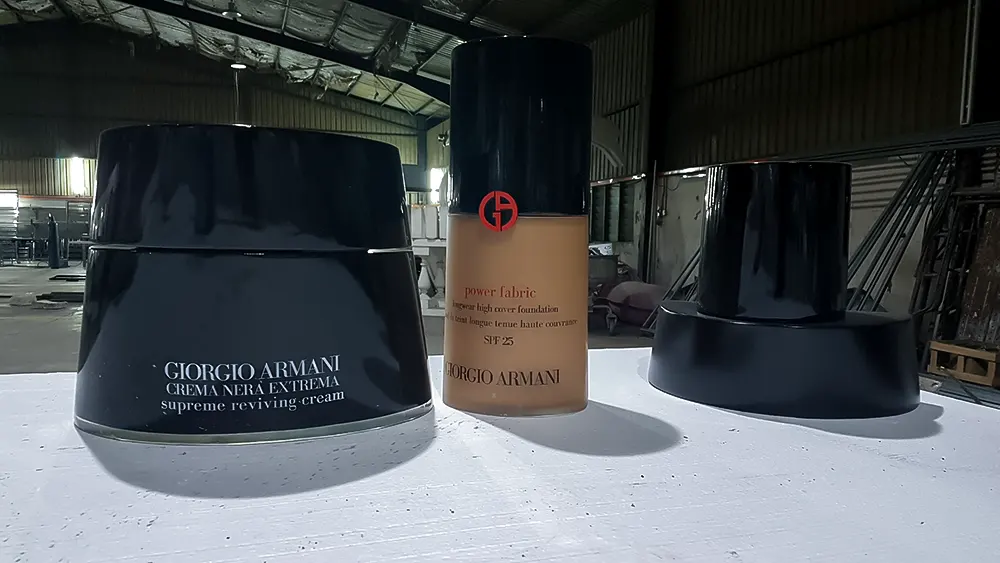 <span  class="uc_style_uc_tiles_grid_image_elementor_uc_items_attribute_title" style="color:#ffffff;">general-window-display-001</span>