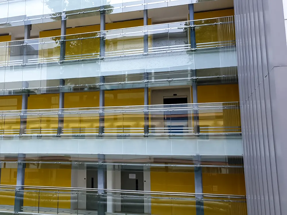 <span  class="uc_style_uc_tiles_grid_image_elementor_uc_items_attribute_title" style="color:#ffffff;">gfrc-008</span>