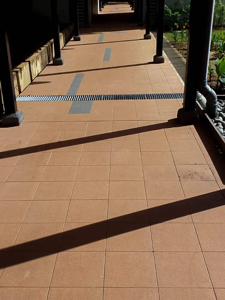 <span  class="uc_style_uc_tiles_grid_image_elementor_uc_items_attribute_title" style="color:#ffffff;">gfrc-020</span>