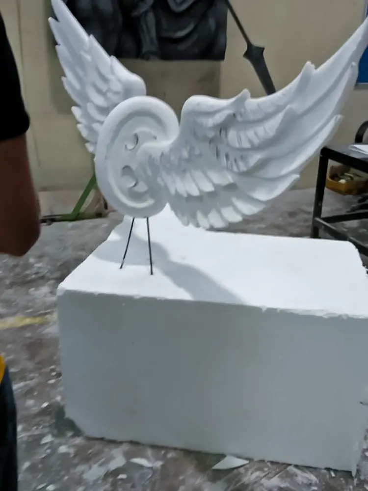 <span  class="uc_style_uc_tiles_grid_image_elementor_uc_items_attribute_title" style="color:#ffffff;">grill-bar-001</span>