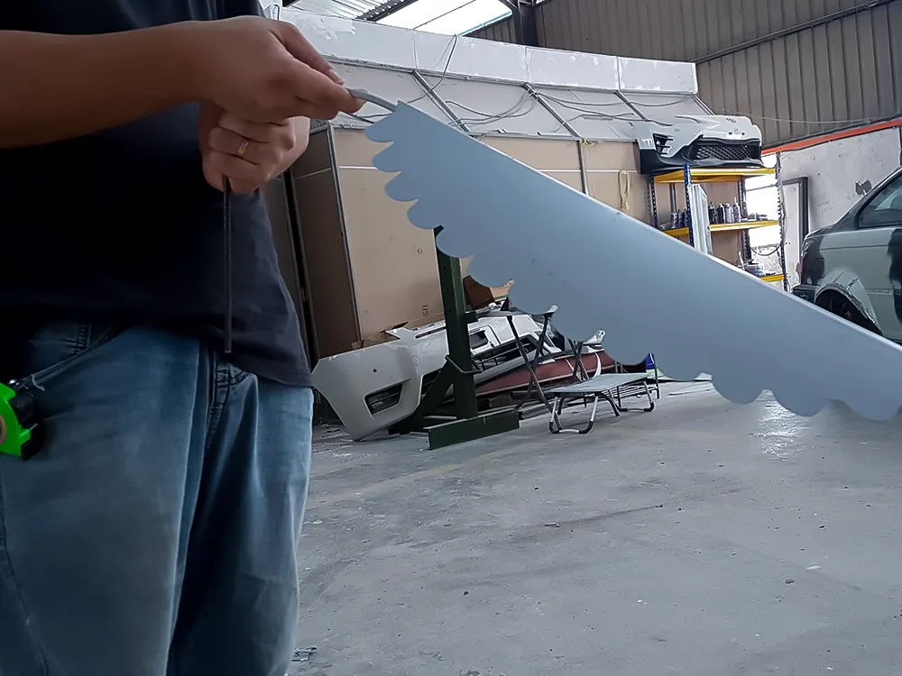 <span  class="uc_style_uc_tiles_grid_image_elementor_uc_items_attribute_title" style="color:#ffffff;">hermes-retail -window-display-003</span>