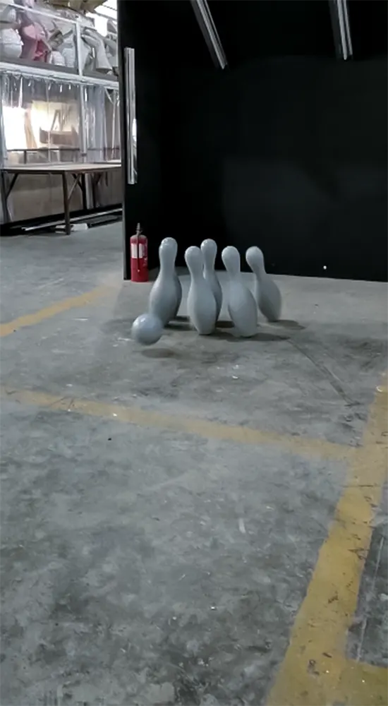 <span  class="uc_style_uc_tiles_grid_image_elementor_uc_items_attribute_title" style="color:#ffffff;">hermes-xmas-003</span>