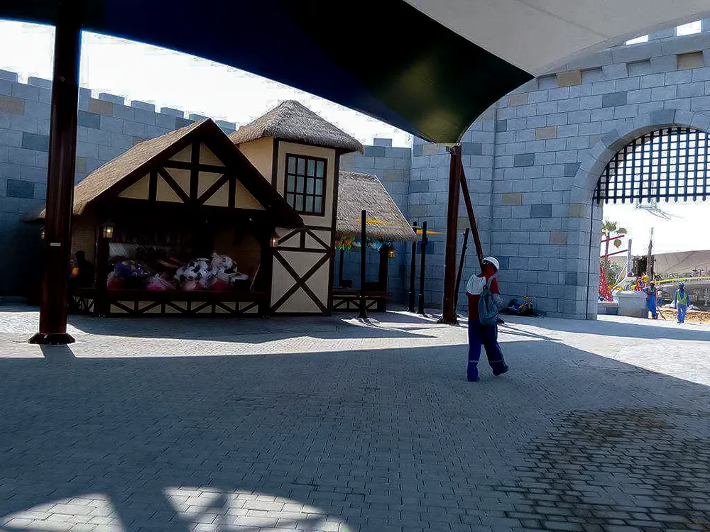 <span  class="uc_style_uc_tiles_grid_image_elementor_uc_items_attribute_title" style="color:#ffffff;">legoland-dubai-theme-park(247)</span>