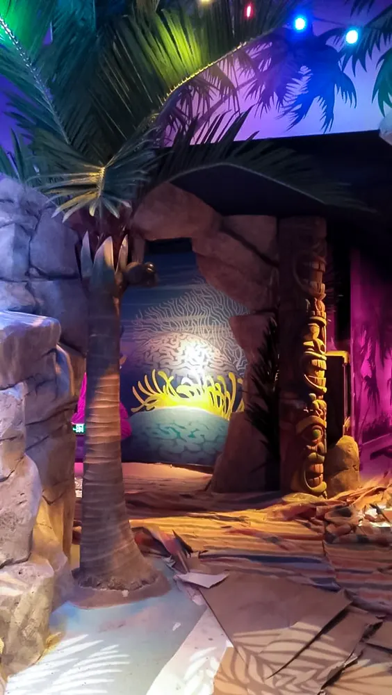 <span  class="uc_style_uc_tiles_grid_image_elementor_uc_items_attribute_title" style="color:#ffffff;">legoland-dubai-theme-park(333)</span>