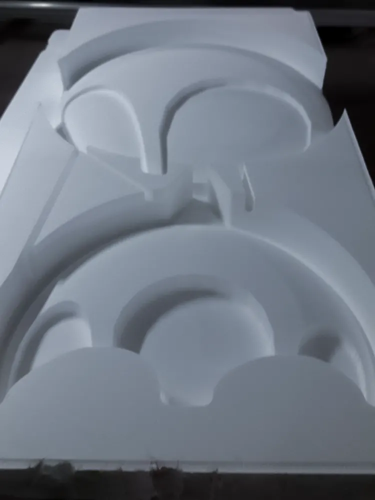 <span  class="uc_style_uc_tiles_grid_image_elementor_uc_items_attribute_title" style="color:#ffffff;">madagascar-motiongate-dubai (6)</span>