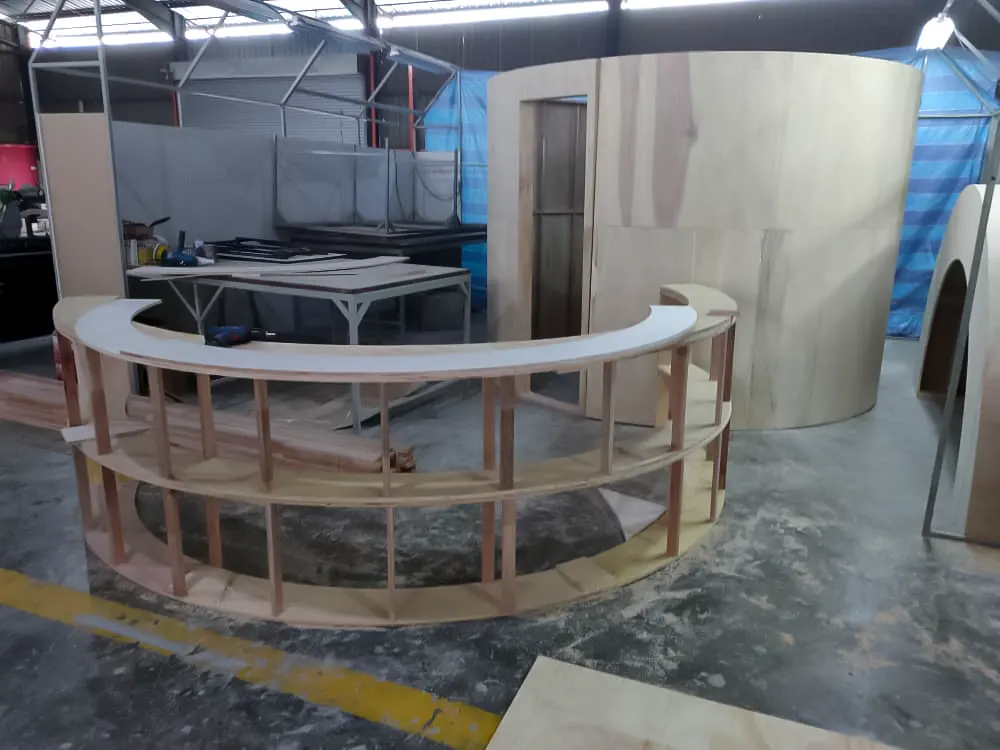 <span  class="uc_style_uc_tiles_grid_image_elementor_uc_items_attribute_title" style="color:#ffffff;">mbs-christmas-009</span>