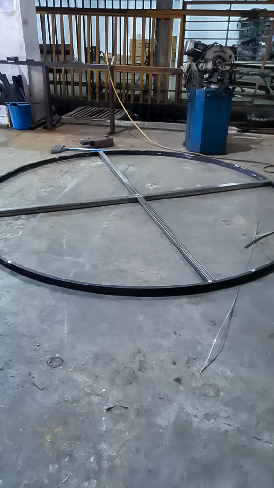 <span  class="uc_style_uc_tiles_grid_image_elementor_uc_items_attribute_title" style="color:#ffffff;">mbs-christmas-016</span>