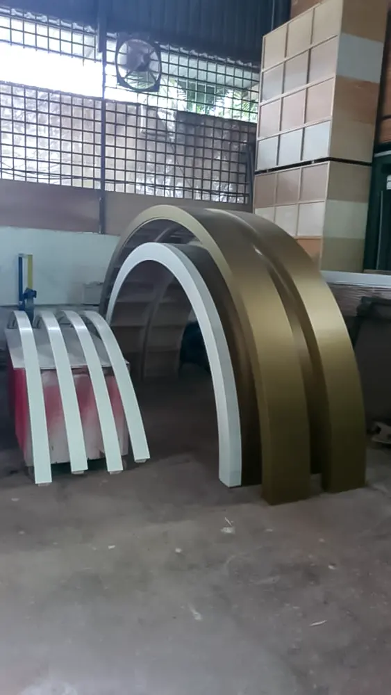 <span  class="uc_style_uc_tiles_grid_image_elementor_uc_items_attribute_title" style="color:#ffffff;">mbs-christmas-037</span>