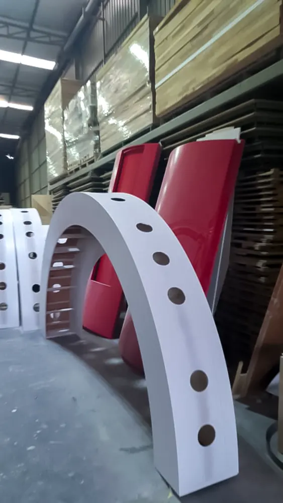 <span  class="uc_style_uc_tiles_grid_image_elementor_uc_items_attribute_title" style="color:#ffffff;">mbs-christmas-039</span>