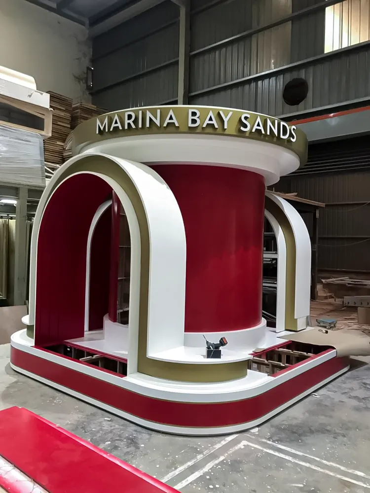 <span  class="uc_style_uc_tiles_grid_image_elementor_uc_items_attribute_title" style="color:#ffffff;">mbs-christmas-067</span>