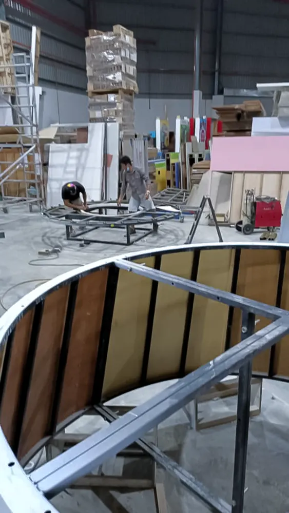 <span  class="uc_style_uc_tiles_grid_image_elementor_uc_items_attribute_title" style="color:#ffffff;">mbs-christmas-073</span>