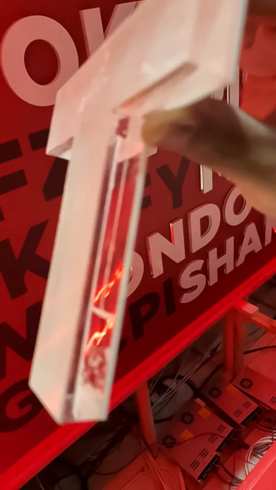 <span  class="uc_style_uc_tiles_grid_image_elementor_uc_items_attribute_title" style="color:#ffffff;">mbs-christmas-096</span>