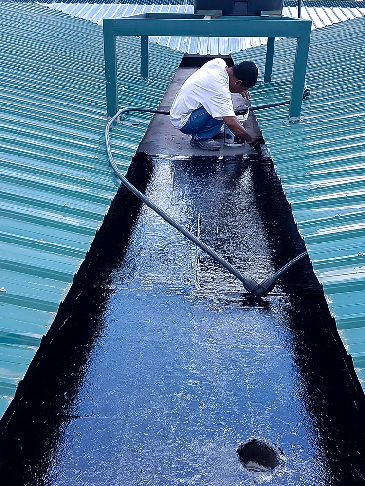 <span  class="uc_style_uc_tiles_grid_image_elementor_uc_items_attribute_title" style="color:#ffffff;">medini-iskandar-007</span>