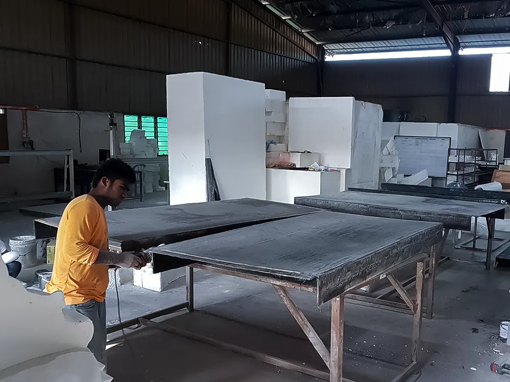 <span  class="uc_style_uc_tiles_grid_image_elementor_uc_items_attribute_title" style="color:#ffffff;">medini-iskandar-013</span>